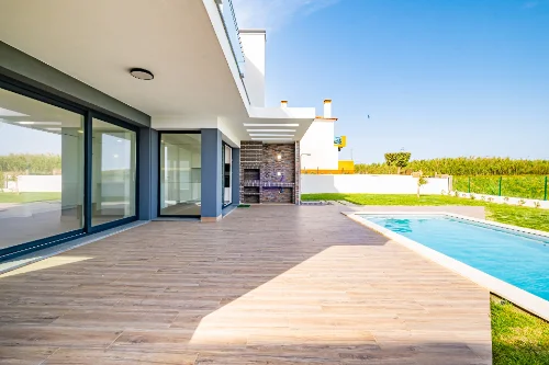 Moradia T4 com vista mar na Praia da Assenta, São Pedro da Cadeira